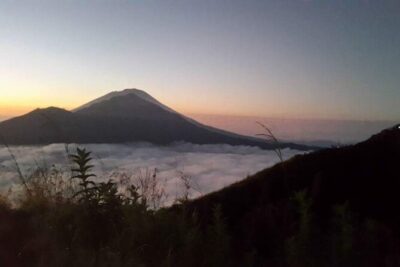 Mount Batur Sunrise & Natural Hot Springs - Ubud pickup and the ride to the volcano base