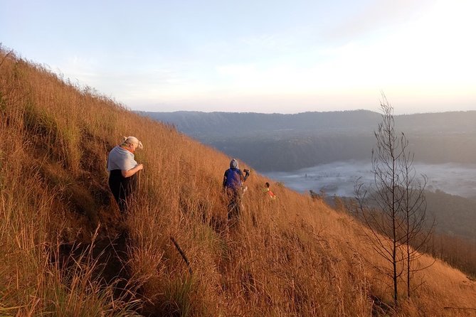 Mount Batur Sunrise Trekking Guide - Picnic breakfast and hot tea: smart comfort on a cold climb