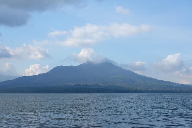 Mount Batur Sunrise Trekking Private All Inclusive - Summit breakfast and the moment the sky turns