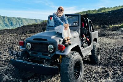 Mount Batur Volcano Jeep Sunset Tour - All Inclusive - Black Lava Field and Black Sand: Two Stops, Two Kinds of Wow