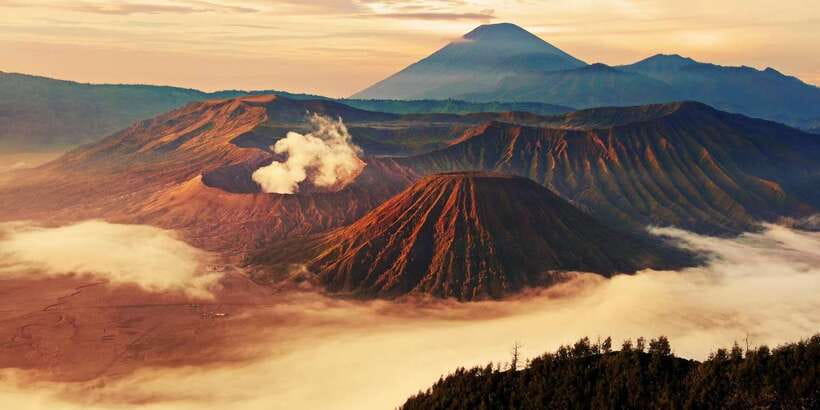 Mount Bromo and Ijen Crater Tour from Surabaya/ Malang - Meeting Up in Surabaya/Malang and Getting to Mount Bromo