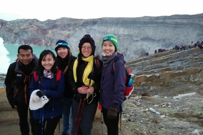 Mount Bromo & Ijen & Madakaripura Waterfall Tour (3D2N) - Ijen Crater at Midnight: The Blue Fire Trek and Safety Gear