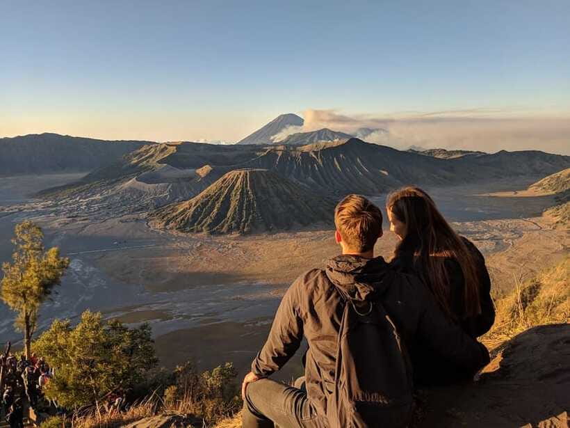 Mount Bromo Sunrise 2-Day Tour from Surabaya/Malang - Food, timing, and what to bring for cold dawn + walking