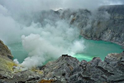 Mount Ijen Volcanic Crater Overnight Trip from Bali - Blue Fire: when it happens and how to set your expectations