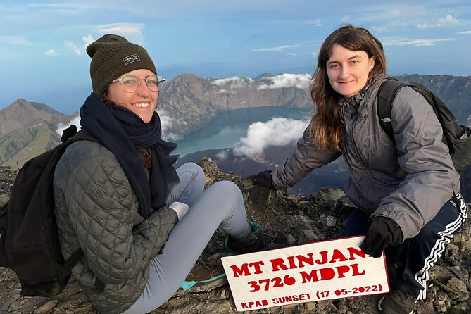 Mount Rinjan 2Days Summit Full Sunrise View Point 3726m - What’s included: camp comfort you don’t have to rent