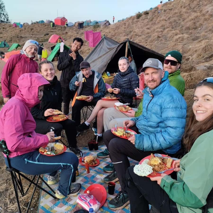 Mount Rinjani: 2-day 1-night Guided Summit Trek with Meals - Key things that make this Rinjani trek work
