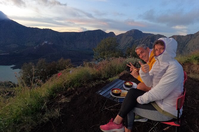 Mount Rinjani 2 Days and 1 Night to Senaru Crater Rim - Getting started: Senaru pickup, registration, and the 7:00–7:30 start