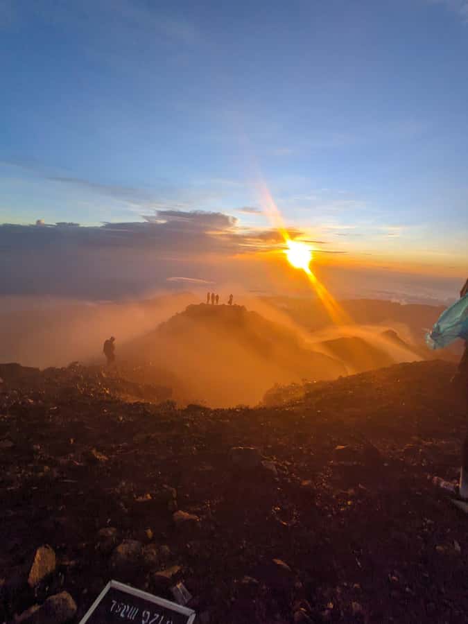 Mount Rinjani: 2D/1N Trekking To Sembalun Or Senaru Views - Guide quality: what stands out (and what can go wrong)