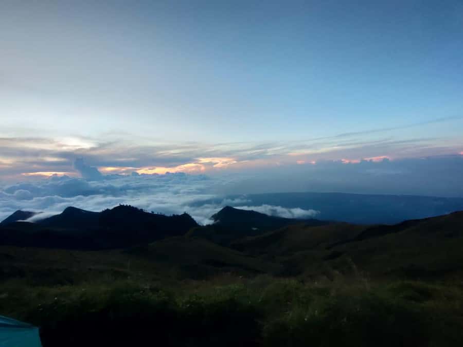 Mount Rinjani 3D/2N Full Mt Rinjani Summit - Route Overview: From Sembalun Grasslands to Senaru Forest