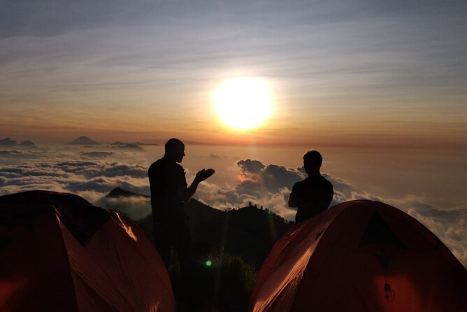 Mount Rinjani 3D2N Private Trek – Summit, Crater Rim & Hot Spring - Guides and porters: the service that makes hard days feel manageable