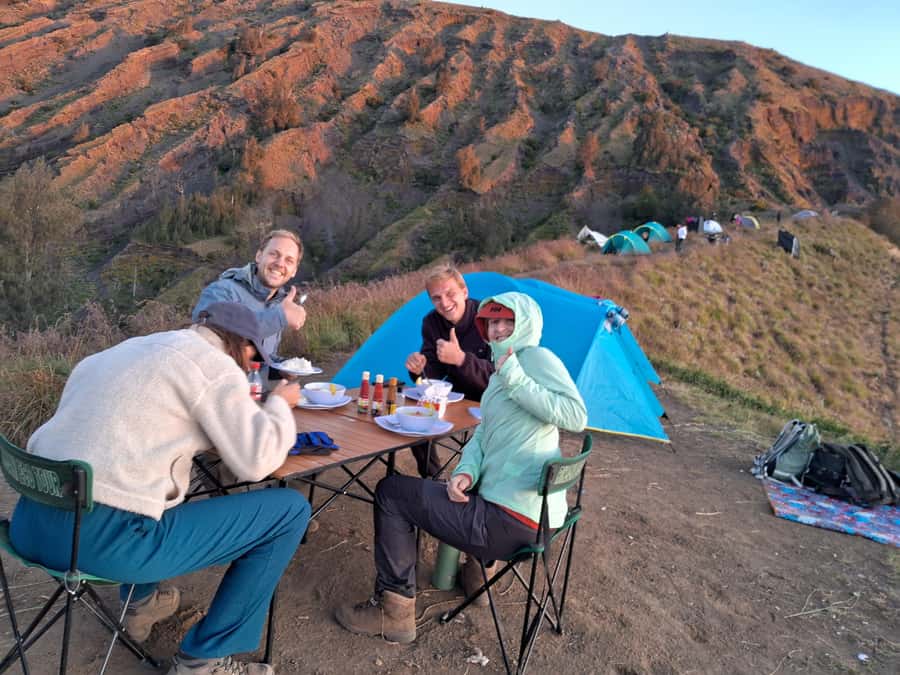Mount rinjani: camping 2 day 1 night to Rinjani crater rim - Who this trek suits best (and who should skip it)