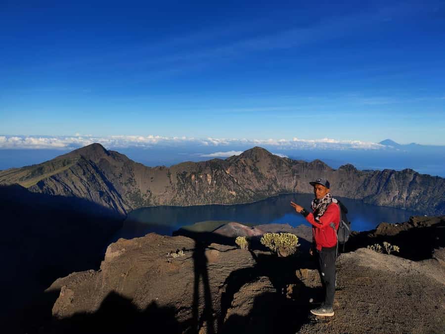Mount Rinjani Summit tour - Why the Sembalun Route Feels Like Walking Into Another World