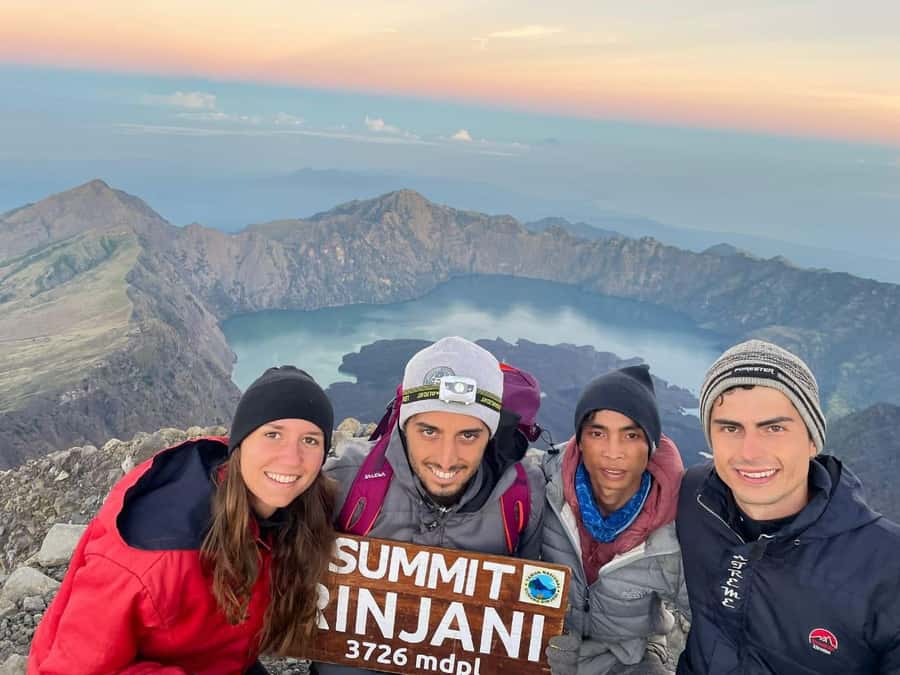 Mount Rinjani Trekking: 2D/1N Hike To Summit 3726m Full View - Key Things That Make This Trek Worth It