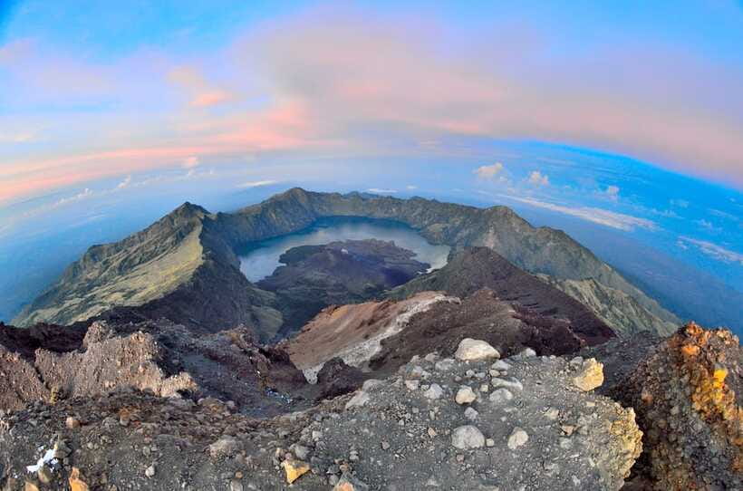 Mount Rinjani Trekking: 2D/1N Hike To Summit 3726m Full View - Food, Water, and Camping Gear: What You Really Get
