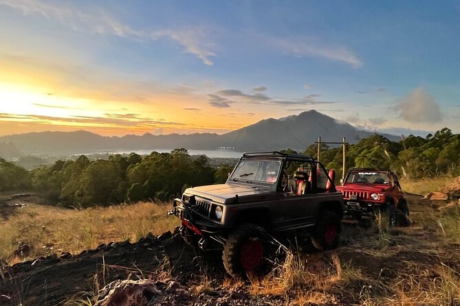 Mt Batur Sunrise Jeep With Breakfast - All Inclusive - The main event: walking the crater rim and chasing the views