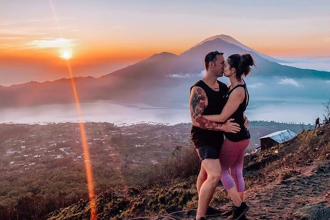 Mt batur Sunrise Trekking and Natural Spring Tour - Sunrise on Mt. Batur: the early start that pays off