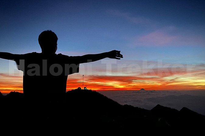 Mt Rinjani Trekking 2 Days 1 Night (Senaru Crater Rim) - Lake Segara Anak and Sunrise: Why the Timing Feels Worth It