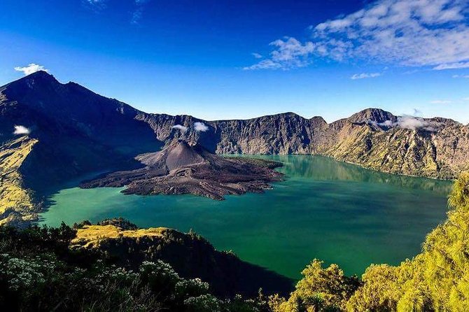 Mt Rinjani Trekking 2 Days 1 Night (Senaru Crater Rim) - Getting to Senaru and the Waterfall Warm-Up on Day One