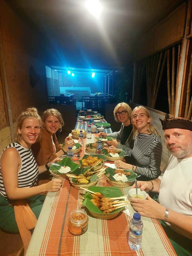 Munduk: Balinese Cooking Class with Dinner at a Local Home - Key highlights you’ll feel right away