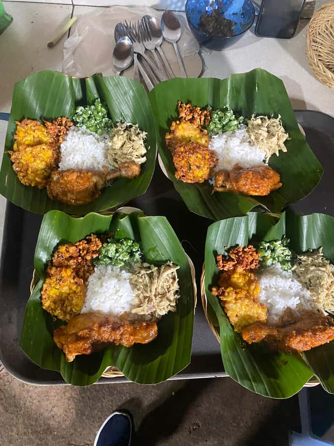 Munduk : Jungle Trekking,Canoeing,waterfall &authentic lunch - Lunch and Coffee Break: Authentic Balinese Food You’ll Actually Want More Of