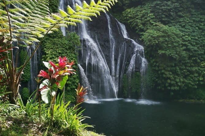 Munduk Twin lake Trekking, Ulun Danu Beratan & Hidden Waterfall - Handara Gate: The Photo Stop That’s Actually Worth It
