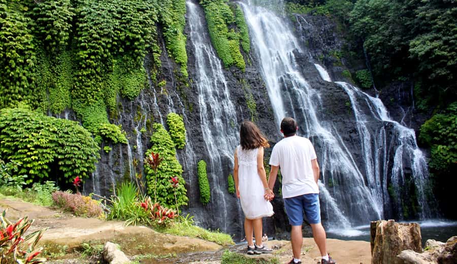North Bali: Banyumala Waterfall and Ulun Danu Beratan Temple - How the North Bali route works in one day