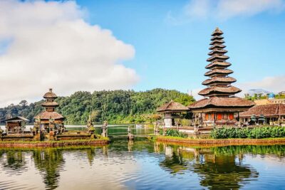 North Bali: Sunrise Tour with Dolphins, Waterfalls & Temples - Getting picked up and crossing North Bali with comfort