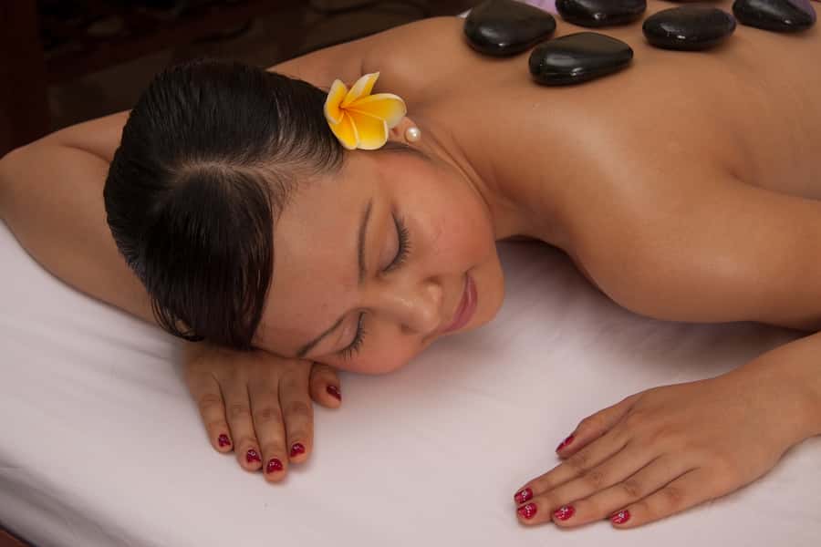 Nusa Dua: 2-Hour Luxury Warm Stone Massage Spa Treatment - Entering Spa Mode in Nusa Dua (Hotel Pickup to Lobby Welcome)