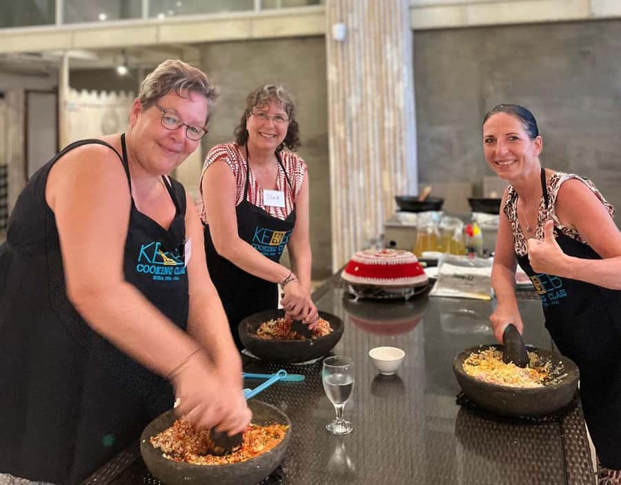 Nusa Dua: Balinese Cooking Class with Market Tour - Morning Market Tour vs Afternoon Cooking: Timing That Works