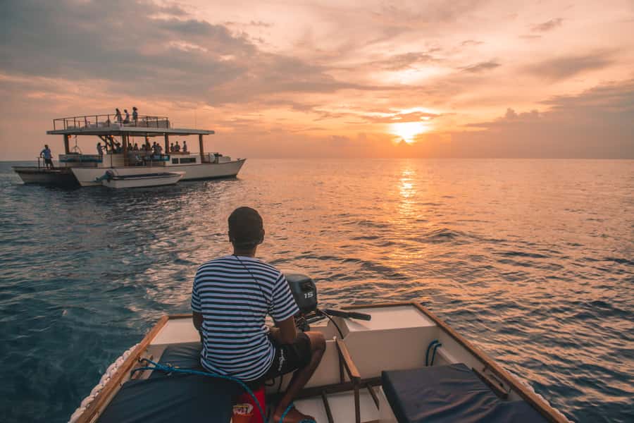 Nusa Lembongan: 4-in-1 Half-Day Catamaran Snorkeling Cruise - Price and logistics: is $104 per person good value?