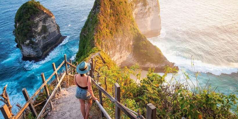 Nusa Penida Full-Day Tour with Transfer from Bali - Broken Beach: the limestone bridge that frames the sea