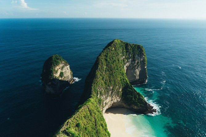 Nusa Penida Instagram Tour: The Most Iconic Spots (Private & All-Inclusive) - Getting there smoothly: 6:30 am start and shared transfers