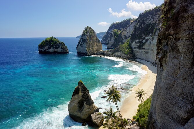 Nusa Penida Instagram Tour with Swing at Diamond Beach - Diamond Beach swing: the photo moment that actually feels scheduled