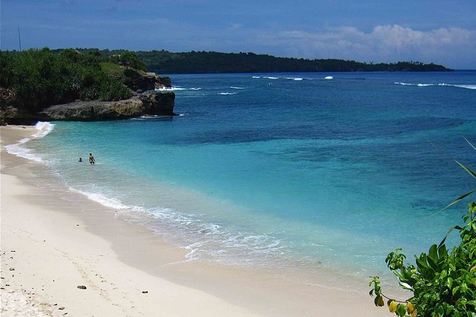 Nusa Penida Island Full-Day Tour from Bali - Stop 2: Kelingking Beach for the cliffside drama