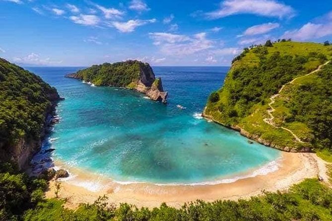 Nusa Penida Island One Day Tour - Stop 4: Crystal Bay Beach Bungalow in Sakti (About 15 km from the Harbour)