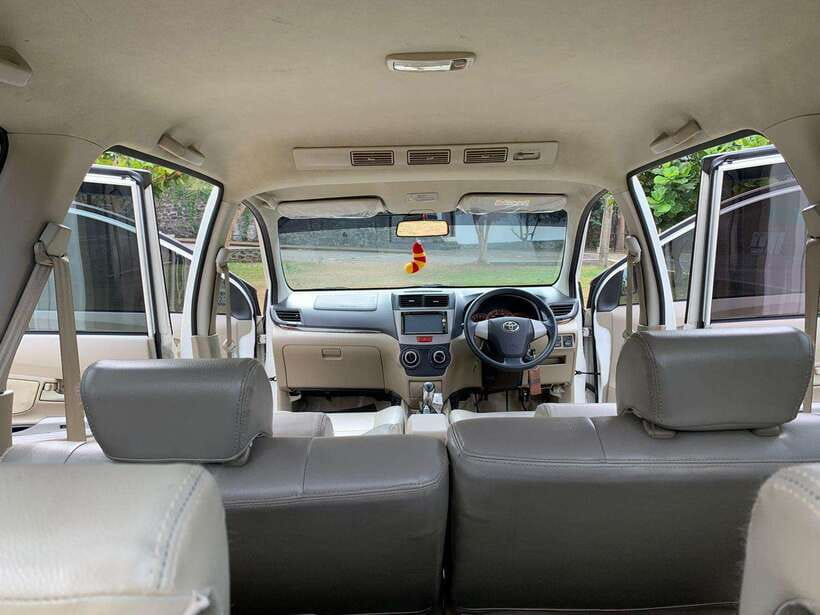 Nusa Penida: Private Car Charter with Experienced Driver - Getting There First: Sanur vs Lembongan Fast Boat Timing