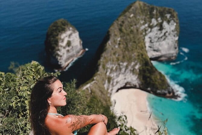 Nusa Penida Tour with Iconic Photography in Kelingking - Lunch on Nusa Penida: taking a breather between stops