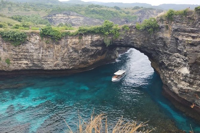 Nusa Penida Tour - Kelingking Beach: The Dinosaur View and the Steep Descent Choice