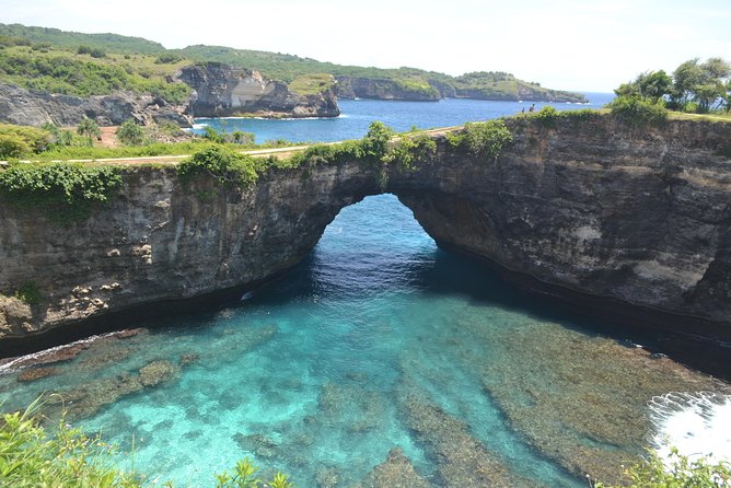 Nusa Penida Tours All Inclusive - Crystal Bay: White Sand, Swimming, and Semi Snorkeling Time