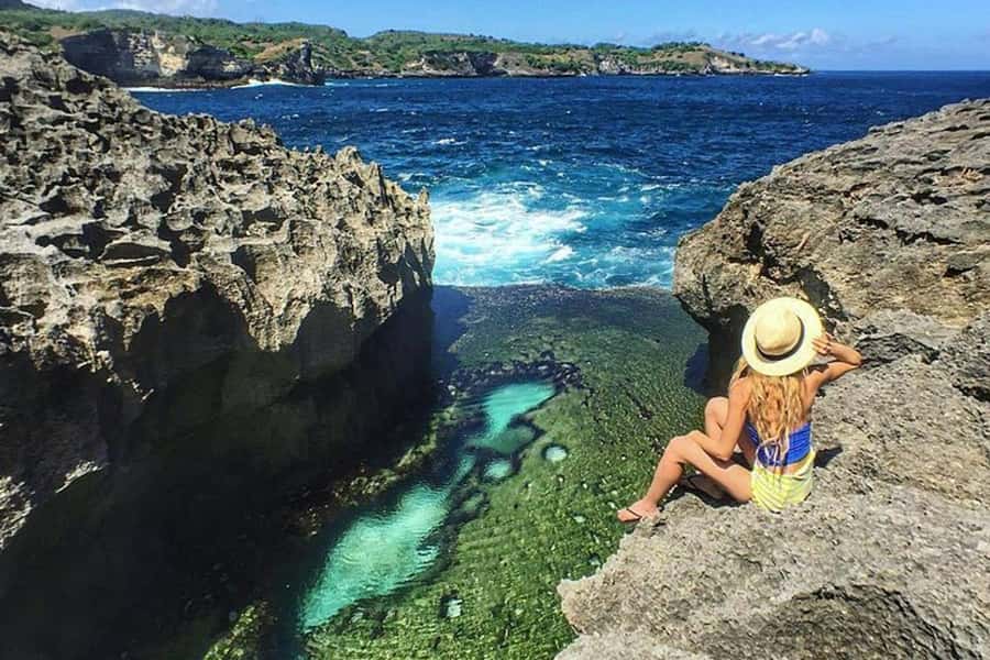 Nusa Penida: West Coast Adventure Package - Kelingking Beach: The T-Rex Cliff Viewpoint (and the Stamina Check)