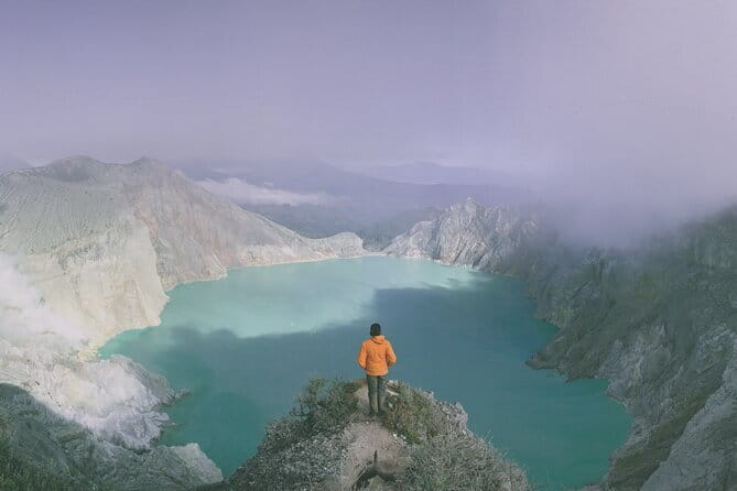 Overnight Mount Ijen Blue Fire Trekking Tour From Bali - The group experience: small, organized, and guide-led