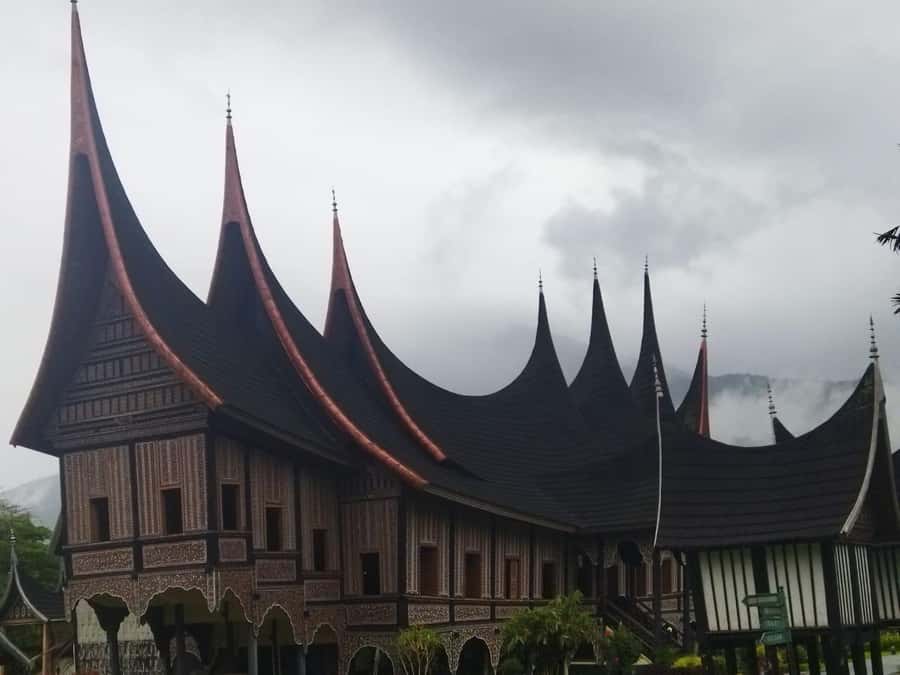 PADANG CITY : PRIVATE TOUR WITH CAR DRIVER - How the 10-hour private car day really works in Padang