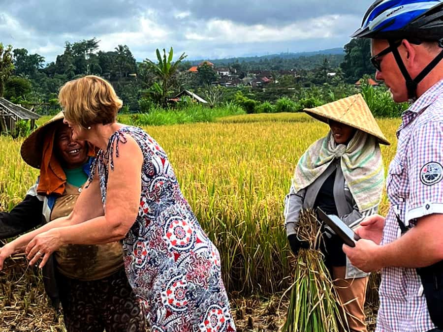 Pedal Through Paradise: Bali Wanderlust Sidemen Cycling Tour - Temples and Culture Stops: How the Tour Connects Riding to Beliefs