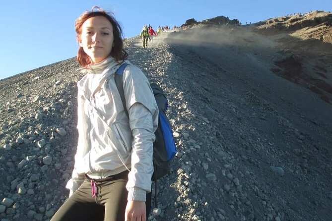 Popular Rinjani Trekking Tour Service To Summit For 2 Days Via Sembalun Trail - Day 2: crater rim to Punggungan to the summit