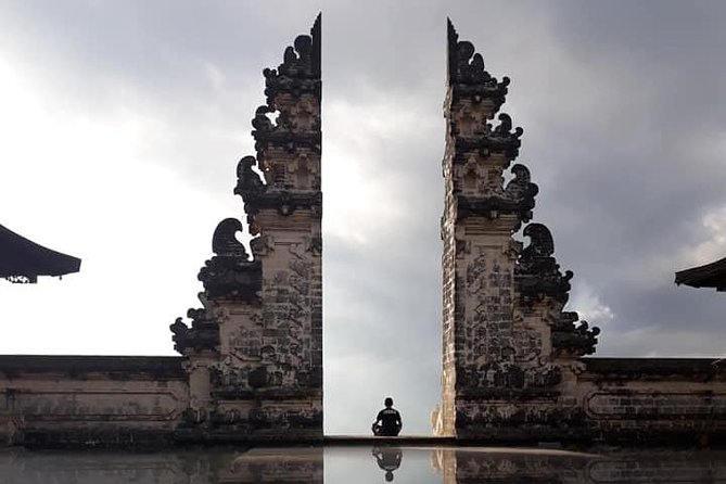Private 4-Day Tours - Best Bali Tours Package - Best of Bali Highlights - Day 1 in Bali: Batuan Temple, art villages, coffee tasting, and the monkey forest