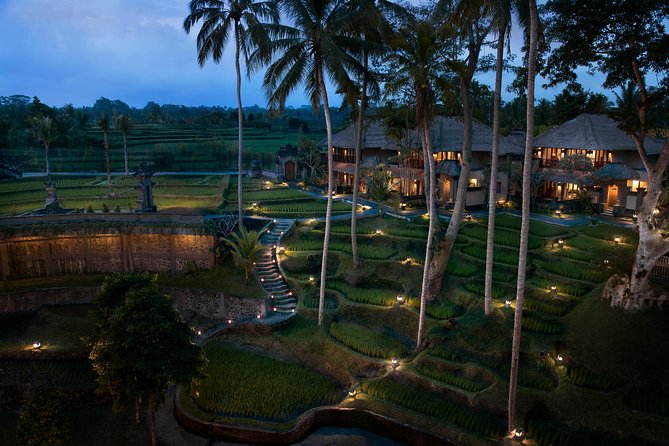 Private 6-Course Romantic Candlelight Dinner Overlooking Ubud Valley - Rain, formal dress, and how to stay comfortable