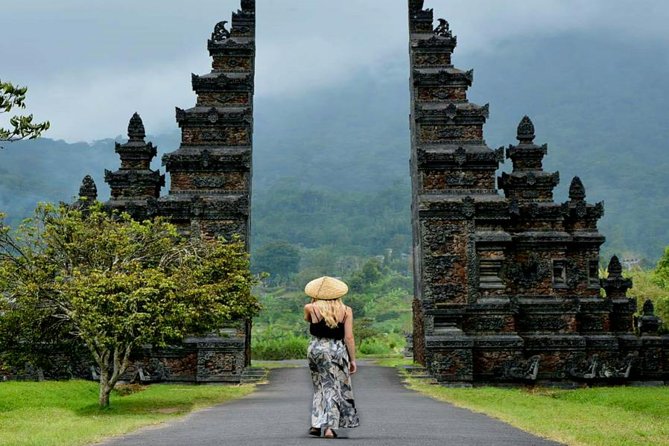 Private Bali Tour: The Most Scenic Places - Luhur Batukaru Temple: foothills near Mount Batukaru