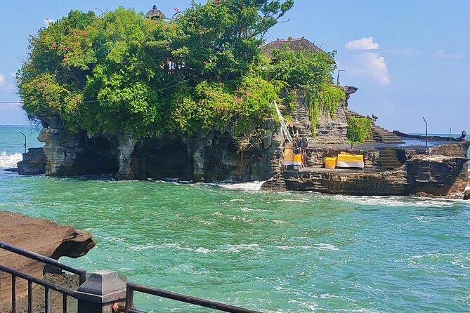 Private Bali Tour with Lisensed Bali Driver - Stop 1: Tegalalang Rice Terraces for Classic Bali Views