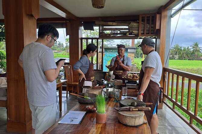 Private Balinese Cooking Class in Ubud at Santika's Home - Key highlights worth planning for