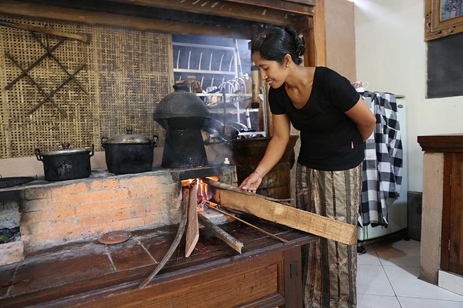 PRIVATE Balinese Cooking Class in Ubud with Dewa with Transfers - Lunch (or Dinner) With What You Cooked